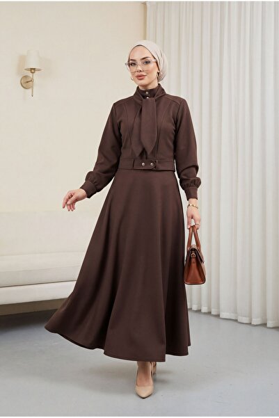 HİJABAYA Διαγώνιο Σετ με Κρυφά Κουμπιά, Φουλάρι και Λεπτομερή Φούστα