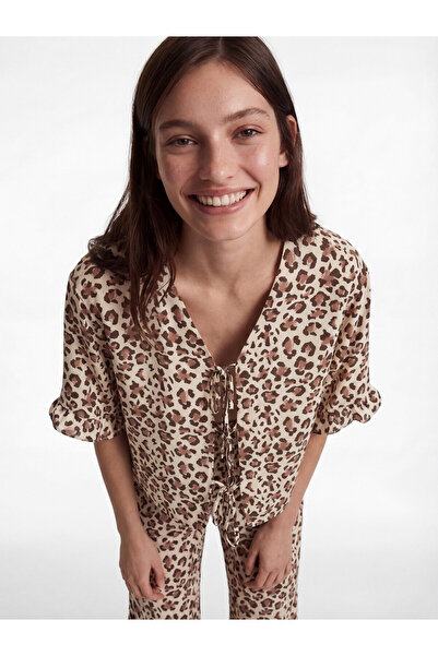 LC Waikiki V Neck Leopard Print Women's Pyjamas Set