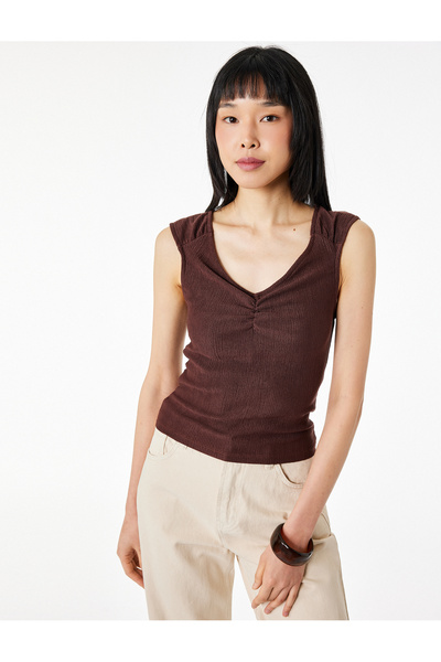 Koton Μπλουζάκι με λεπτή εφαρμογή, αμάνικο, με κορδόνι και λαιμόκοψη V