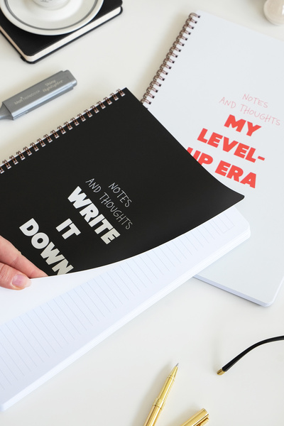 Matt Notebook Σχολικό Τετράδιο Α4 Σπιράλ 80 φύλλων Σετ 2 τεμαχίων – Ριγέ & Καρό