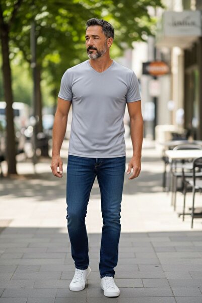 GÖMLEK GALERİSİ Men's Regular Fit Comfortable Cut V-Neck Plain Cotton T-Shirt