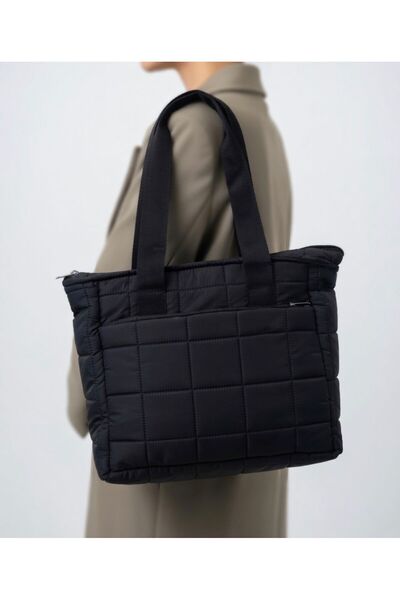 addy Fluffy Fabric Zippered Handbag and Shoulder Bag
