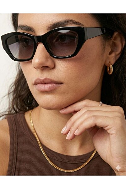 mirvia Women's Black Rectangular Sunglasses with Sharp Lines Modern Retro Des...