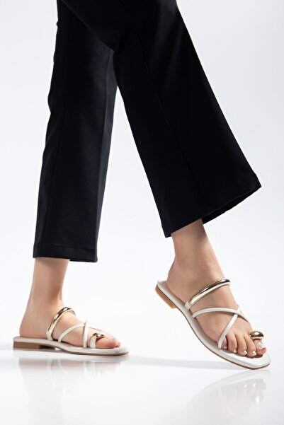 Hayalimdeki Ayakkabı Jenet Women's White Gold Ring Detailed Casual Sandals