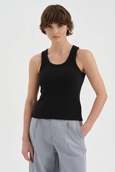 tw3 Women's Knitted Fabric Premium Quality Halter Design Tank Top