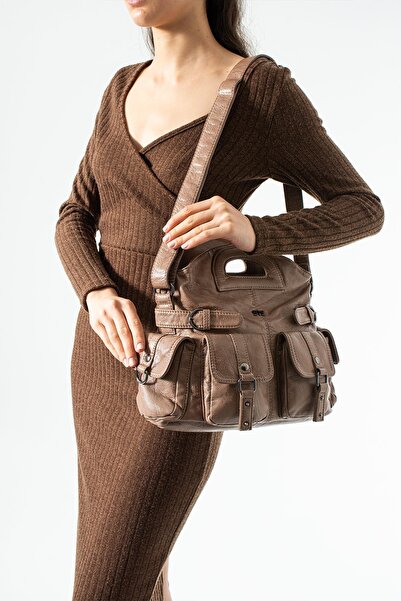 571 Collections Çanta Πλυμένο δερμάτινο τσαντάκι ώμου και χειρός με πολλές τσ...