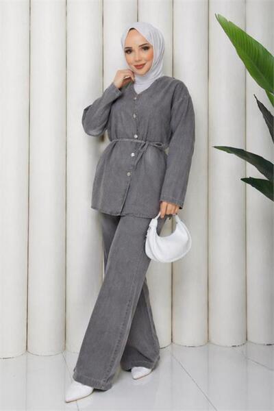 Neşeli Butik Γυναικείο γκρι κοστούμι χιτζάμπ με κουμπιά και λεπτομέρεια ζώνης...