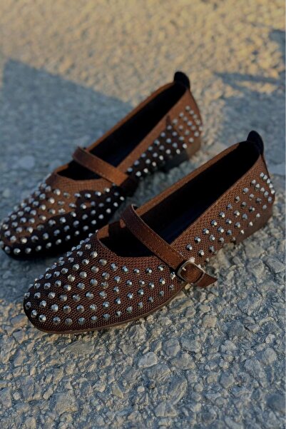 yezy shoes Πλεκτά με πέτρινες λεπτομέρειες, κομψά και άνετα γυναικεία μπαλαρίνες