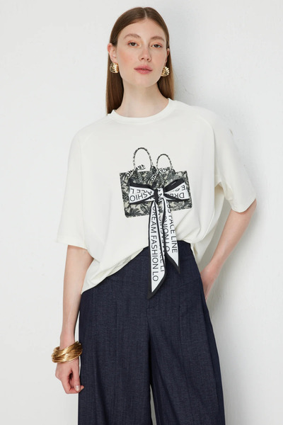On Fashion On Printed Ribbon Detailed T-Shirt-76330