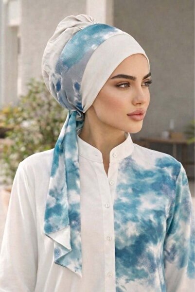 Aişe tesettür Καπέλο με μοτίβο μπατίκ σε κόκκινο του οστού χρώμα, με φουλάρι