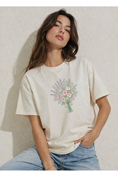 FREAK T-SHIRT Γυναικείο μπλουζάκι εκρού oversize – με μοντέρνα γραφική στάμπα...