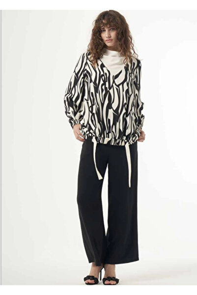 Nuss بدلة منقوشة باللون الأسود