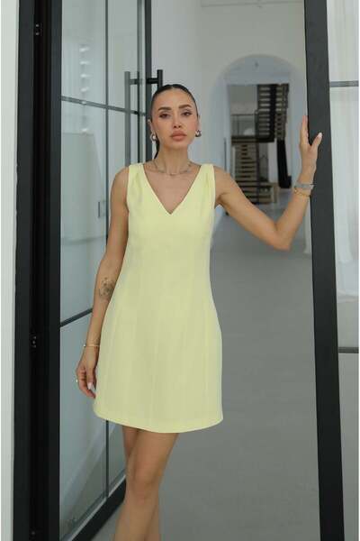 Havoş Μίνι φόρεμα με κίτρινες τιράντες και πιέτες