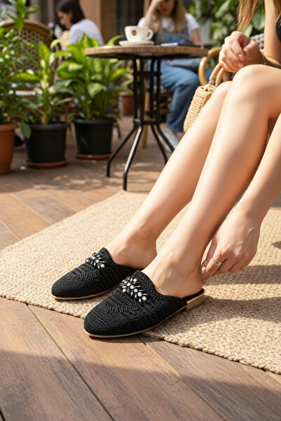 Moda fiesta Γυναικείες μαύρες πλεκτές παντόφλες με πέτρινη λεπτομέρεια και κλ...