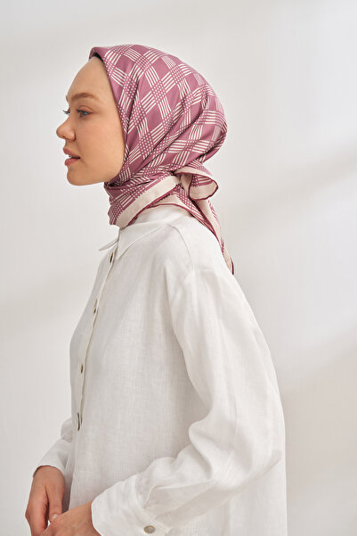 ARMANDA ΝΟΡΑ ΜΕ ΣΧΕΔΙΑ ΜΕ ΤΥΠΟΥΜΕΝΟ ΣΧΕΔΙΟ ΑΠΟ ΥΦΑΝΤΟ ΜΕΤΑΞΙ - ΑΠΟΞΗΡΑΜΕΝΟ ΤΡ...