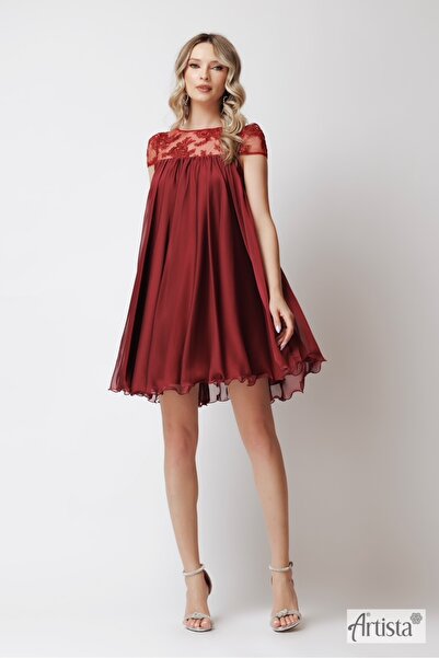 Artista Rochie din voal cu croială fluidă și accente delicate