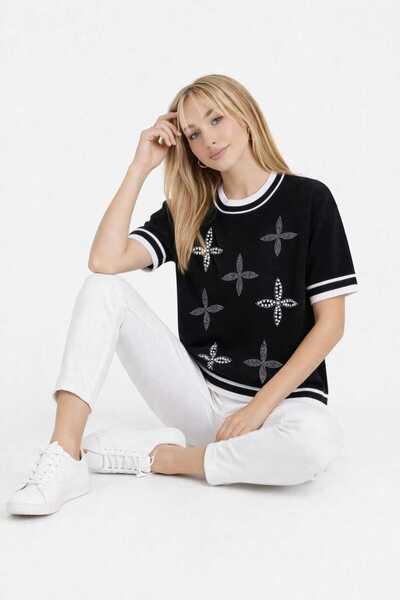 STORY ONLİNE Women's Pearl Detailed Tshirt