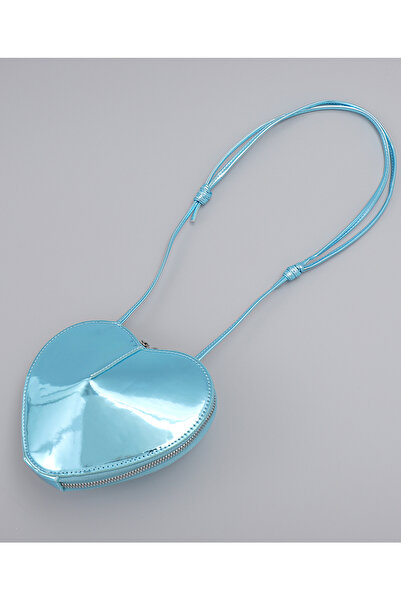 Mark & Mia Heart Shaped Sling Bag, Compact and Lightweight, Drossbody Design,...