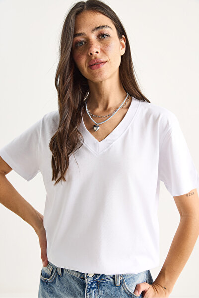 Bianco Lucci Kadın Beyaz Siyah %100 Organik Pamuk Derin V Yakalı Comfort Fit İkili T-Shirt 60602066