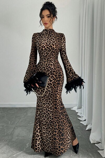 OEM Εφαρμοστό βραδινό φόρεμα με σχέδιο λεοπάρ, με ψηλό γιακά και μακριά μανίκ...