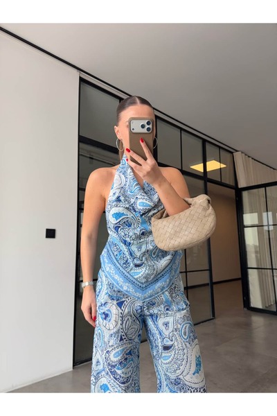 BB Bensu Buyruk ΣΕΤ ΜΕ ΕΘΝΙΚΟ ΣΧΕΔΙΟ ΚΑΙ ΑΝΟΙΧΤΗ ΠΛΑΤΗ