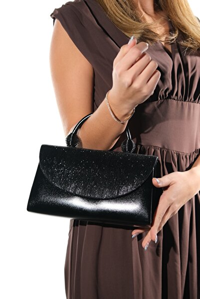 LuviShoes GISELLA Μαύρη ριγέ γυναικεία βραδινή τσάντα φορέματος