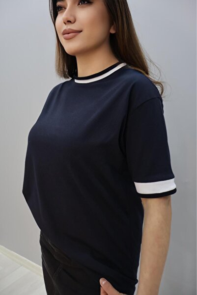 TREND EMMODA Kadın Oversize Garnili Yaka Kol Detaylı Lacivert Basic T-Shirt