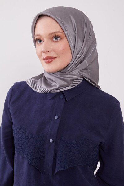 Levidor Κρυστάλλινο κασκόλ με ριγέ σχέδιο