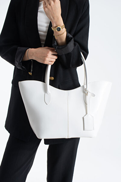 DEV 3 ADAM Λευκή δερμάτινη γυναικεία τσάντα ώμου με αξεσουάρ, ευρύχωρη και χρ...