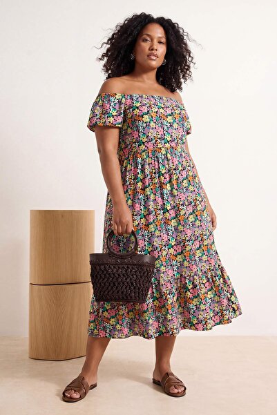 Trendyol Curve Πολύχρωμο φλοράλ μοτίβο σε γραμμή Α, μάξι μήκους, πλεκτό φόρεμ...