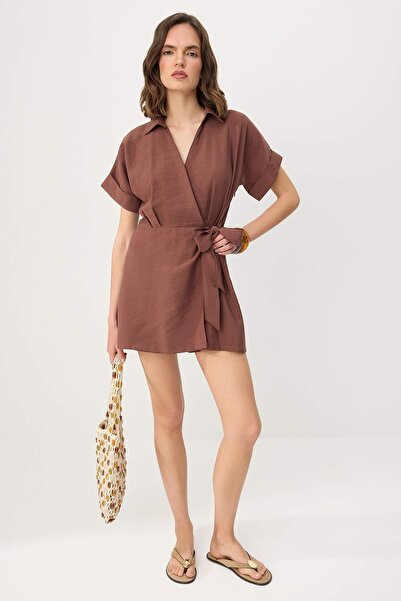 Συλλογή Trendyol Πιο βιώσιμη καφέ υφαντή φόρμα με λεπτομέρεια δεσίματος TWOSS...