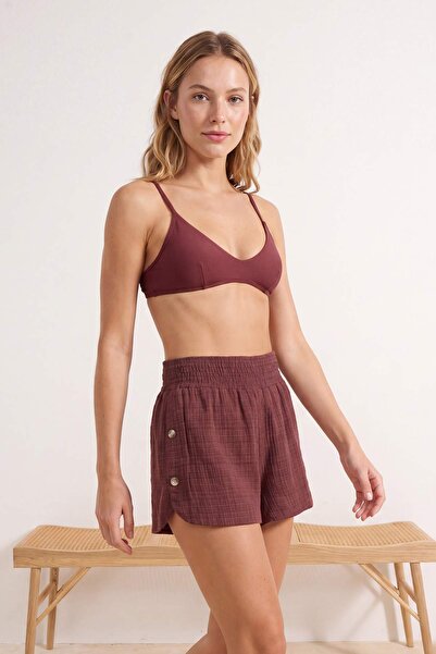 Συλλογή Trendyol Καφέ υφαντό σορτς παραλίας μίνι μεγέθους με αξεσουάρ TBESS26...