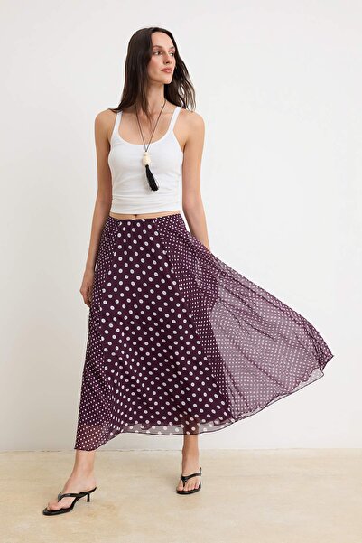 Συλλογή Trendyol Φούστα σιφόν με μπορντό πουά σχέδιο TWOSS26ET00045