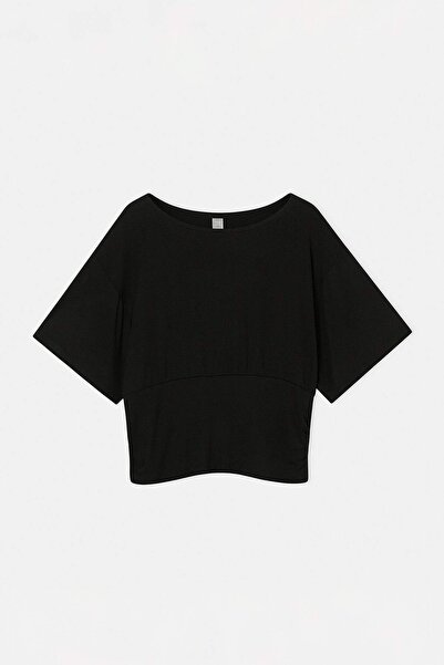 Trendyol Curve Μαύρη ίσια πλεκτή μπλούζα με λαιμόκοψη καγιάκ σε μεγάλο μέγεθο...