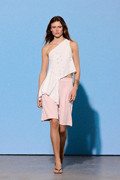 Συλλογή Trendyol Περιορισμένης Έκδοσης Λευκή Ασύμμετρη Μπλούζα με Λεπτομέρειε...