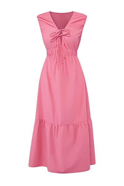 Συλλογή Trendyol Ανοιχτό ροζ υφαντό φόρεμα μίντι με κορδόνι TWOSS26EL00533