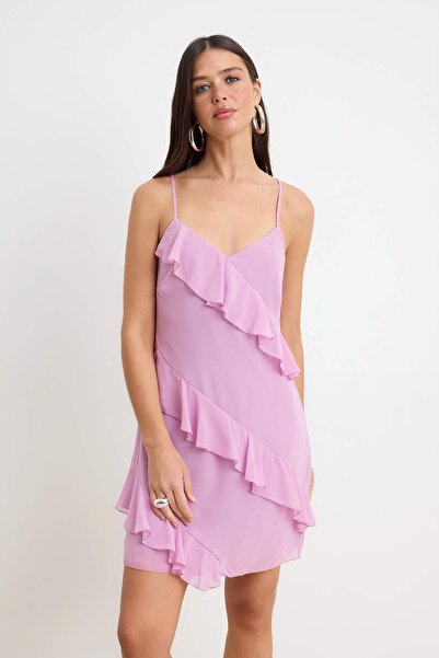 Συλλογή Trendyol Λιλά Φόρεμα Σιφόν με Βολάν και Φόδρα, Μίνι Υφαντό TWOSS26EL0...
