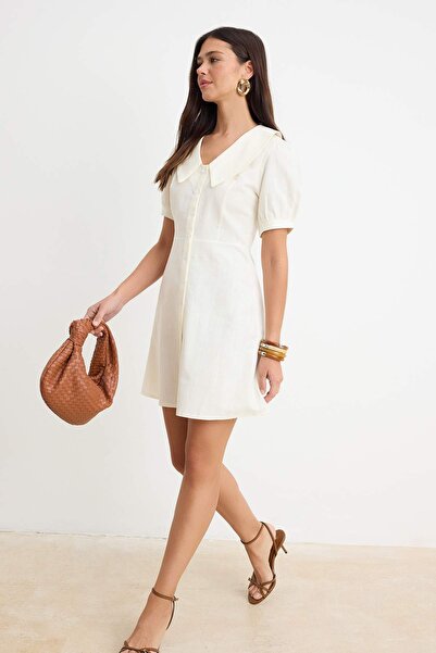 Συλλογή Trendyol Λεπτομερές κοντό/μίνι υφαντό πουκαμισοφόρεμα με λευκό γιακά ...