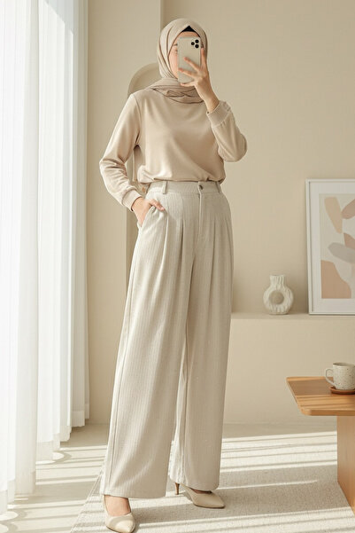 Modamorfo Βελούδινο παντελόνι με φαρδιά μπατζάκια, τσέπες και λεπτομέρειες απ...