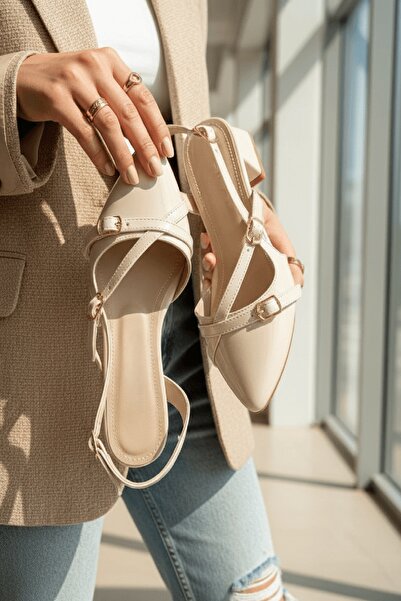 DURUNUN BUTİĞİ Μπεζ λουστρίνι Aula - Παπούτσια με μυτερό τακούνι 4cm