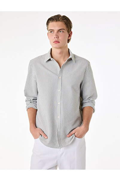 Koton Πουκάμισο κανονικής εφαρμογής από μείγμα βισκόζης με κουμπιά, με ριγέ γ...