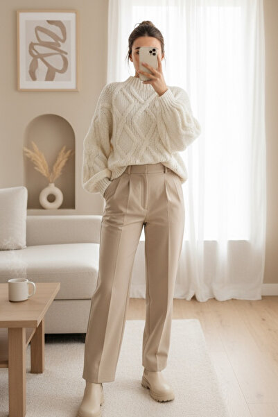 Modamorfo Χειμερινό πουλόβερ με μανίκια μπαλόνι μέχρι τον αστράγαλο - λευκό