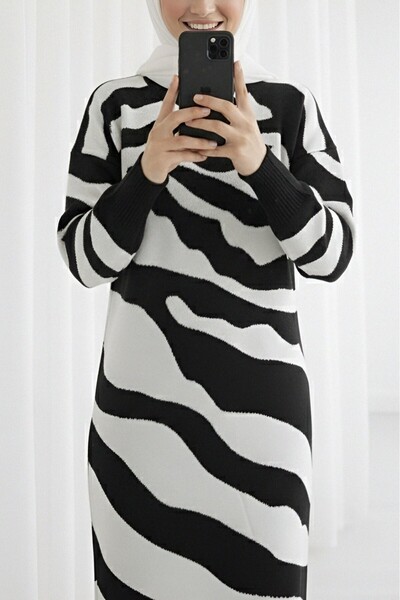 Modamorfo Πλεκτό φόρεμα με σκίσιμο σχέδιο