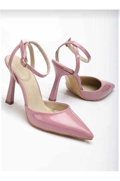 AYENDE MODA Γυναικεία ροζ παπούτσια με τακούνι και λουράκια.