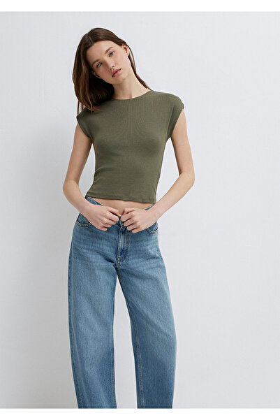 Mavi Grünes Basic-T-Shirt mit eng anliegendem Schnitt 1613809-71546