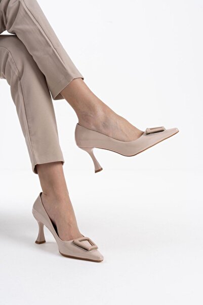 TRENDELLA Γυναικεία μπεζ λουστρίνι παπούτσια Nora