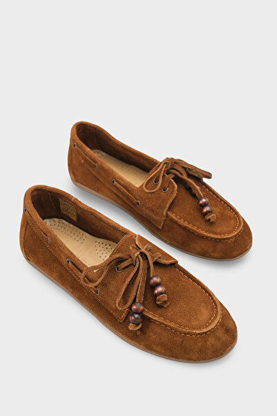 Capone Outfitters Γυναικεία παπούτσια σκαφών με κορδόνια και χάντρες από γνήσ...