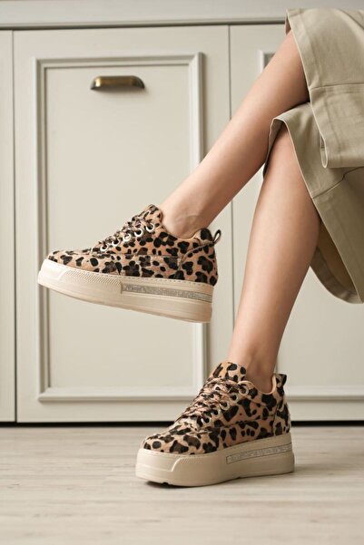 TRENDELLA حذاء سنيكرز نسائي بنمط الفهد بكعب مخفي TR04MS01E