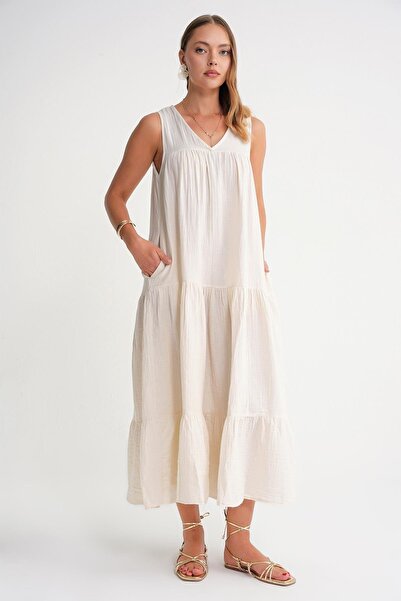Hiccup Mixray sleeveless muslin midi dress with V-neck and pockets