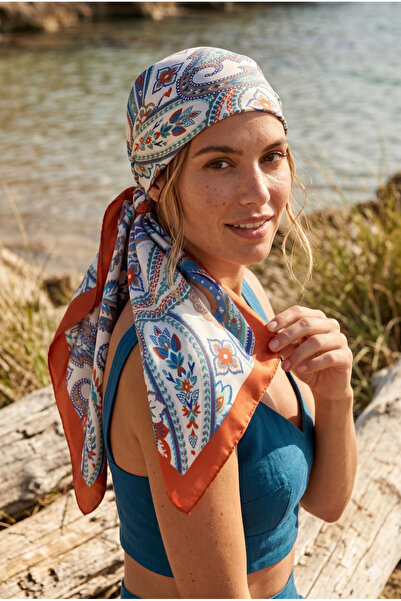 Luminos Butik Kadın Desenli Saten Boyun Fuları Bandana 70x70 Turuncu Mavi Ekru FLR2006